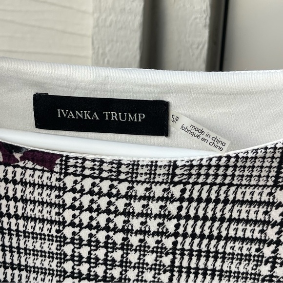 Elegant Ivanka Trump Dress with Floral Accents - Picture 6 of 8